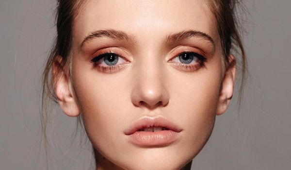 Как сделать макияж в стиле нюд в домашних условиях