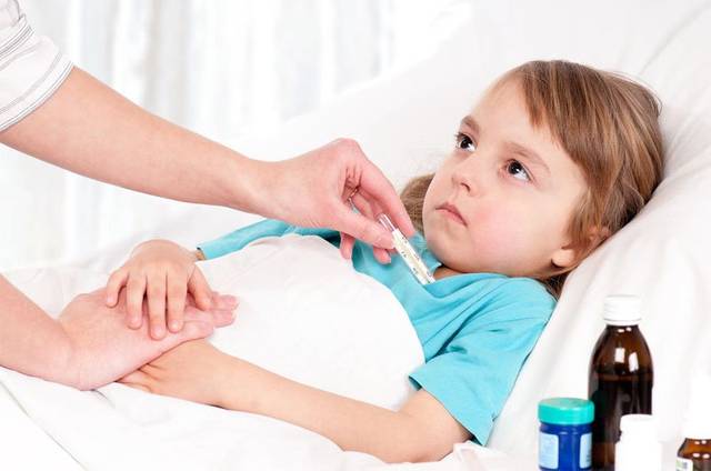 Как сбить температуру у ребенка